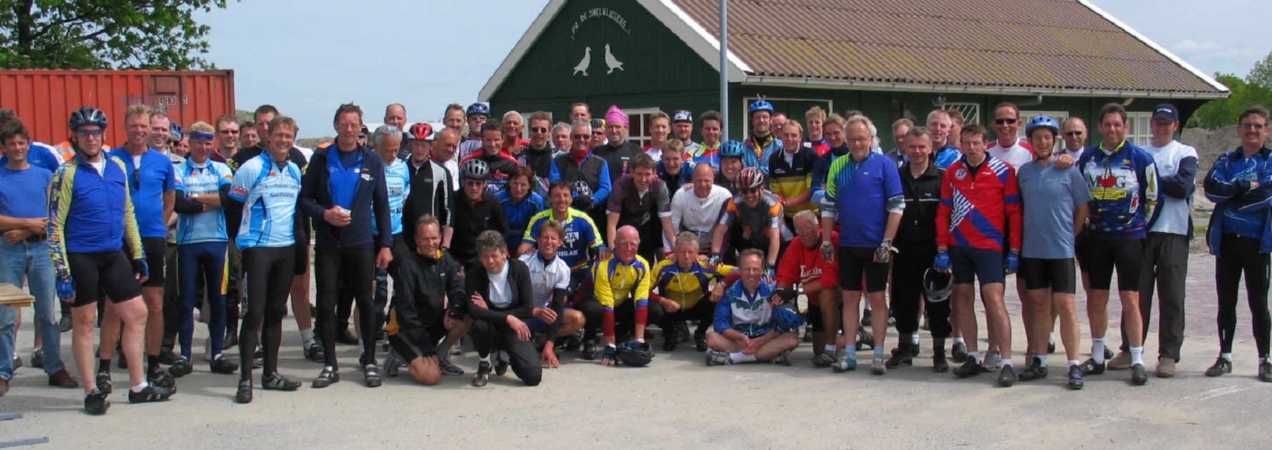 Groepsfoto2004-1780x630