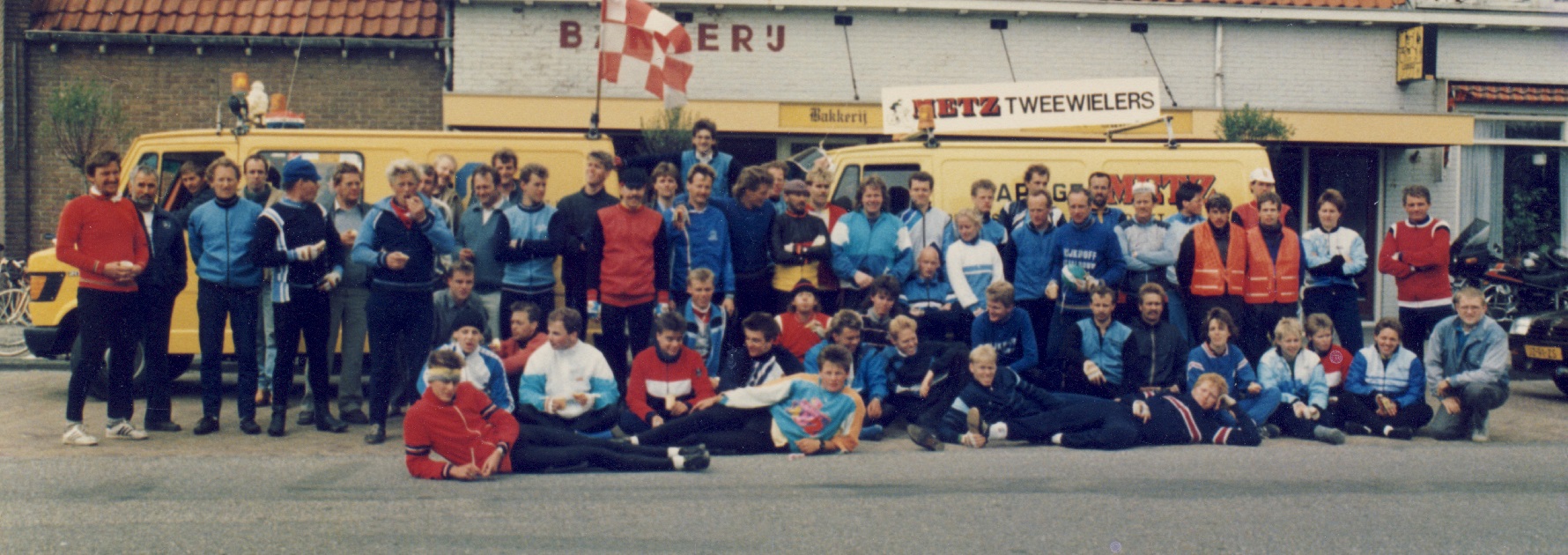 Groepsfoto1987-1780x630