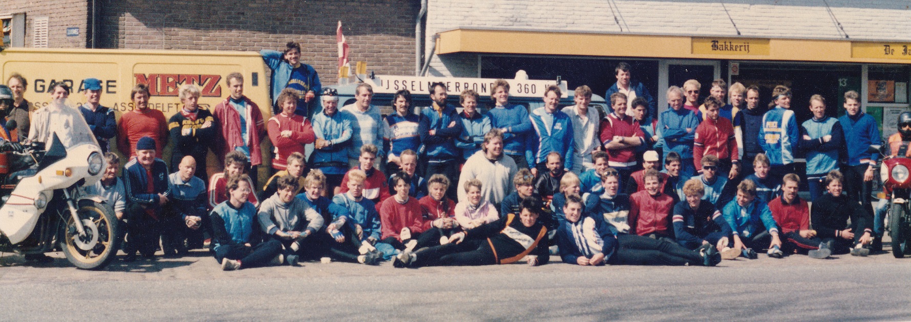 Groepsfoto1986-1780x630